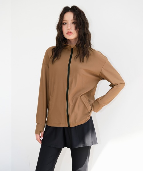 OSYAREVO（オシャレボ）の「水着 レディース 体型カバー ラッシュガード 紫外線カット率 99％以上 UPF50+ uvカット フィットネス 水陸両用 フードパーカー uvパーカー（ラッシュガード・レディース・アイボリー/グレイッシュベージュ/グレー/ブラウン/キャメル/モカ/ブラック・SMALL/MEDIUM/LARGE/X-LARGE/XX-LARGE）」の18枚目の写真