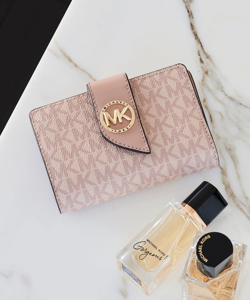 MICHAEL KORS マイケルコース 財布　レディース　新品　最終値下げ マイケル・コース(MICHAEL KORS) アウトレット 三つ折り財布