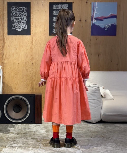 GROOVY COLORS(グルービーカラーズ)の「Loan Tiered Dress(ワンピース・キッズ・ピンク・115/125)」の5枚目の写真