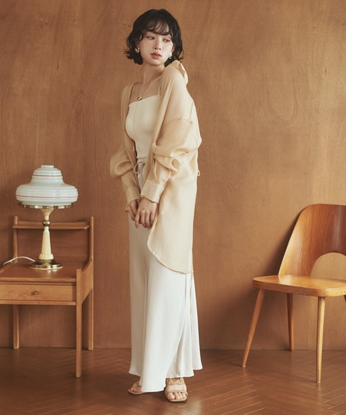 LAULEN（ローレン）の「back open cut sheer shirt /バックオープンカットシアーシャツ（シャツ/ブラウス・レディース・ベージュ/アイボリー・FREE）」の9枚目の写真