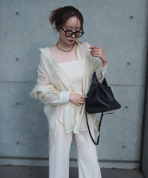 LAULEN（ローレン）の「back open cut sheer shirt /バックオープンカットシアーシャツ（シャツ/ブラウス・レディース・ベージュ/アイボリー・FREE）」の12枚目の写真