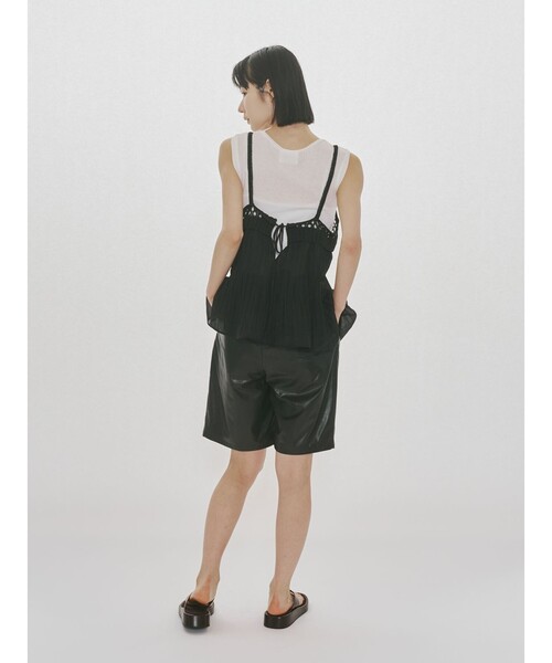 MIDIUMISOLID(ミディウミソリッド)の「MIDIUMISOLID for Ladies シンセティックレザーショートパンツ(その他パンツ・レディース・ブラック/ブラウン・38/36)」の20枚目の写真