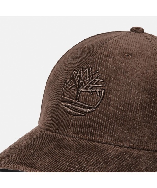 Timberland（ティンバーランド）の「コーデュロイ ロゴ ベースボール キャップ（キャップ・メンズ・ダークブラウン・FREE）」の3枚目の写真