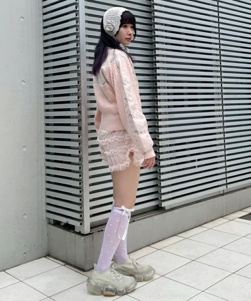 Candy Stripper(キャンディストリッパー)の「DOT SLIT HIGH ソックス(ソックス/靴下・レディース・オフホワイト/ホワイト×ブラック/ブラック・FREE)」の8枚目の写真