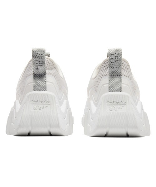 国内直営 ★ Onitsuka Tiger ★ CRESTY FLEK スニーカー CRESTY FLEK New model of #OnitsukaTigerAW25 洗練された