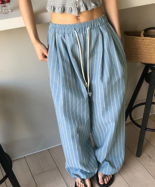 VitaFelice（ヴィータフェリーチェ）の「リネンライクストライプイージーパンツ（その他パンツ・レディース・ブルー/ベージュ/ネイビー・FREE）」の3枚目の写真
