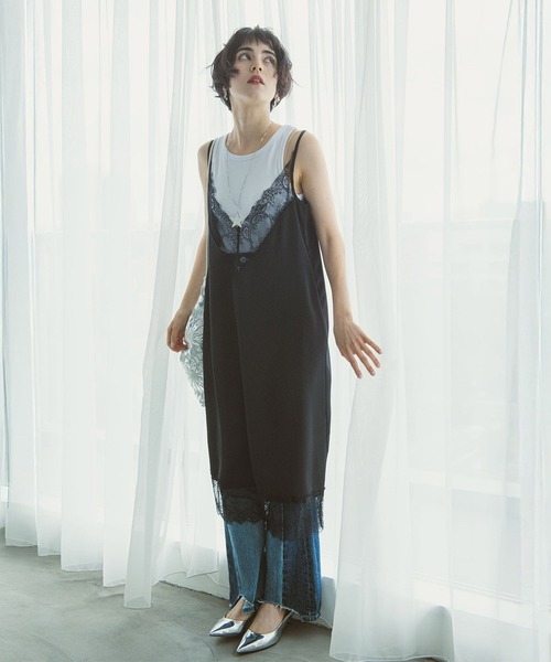 Three Four Time(スリーフォータイム)の「サテンレースキャミワンピース(ワンピース・レディース・ブラック・FREE)」の1枚目の写真