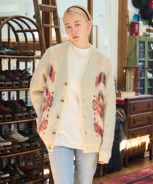 PENDLETON(ペンドルトン)の「PENDLETON/ペンドルトン シャギー Vネックカーディガン(カーディガン/ボレロ・メンズ・ベージュ/アイボリー/ブラック・MEDIUM/LARGE)」の7枚目の写真