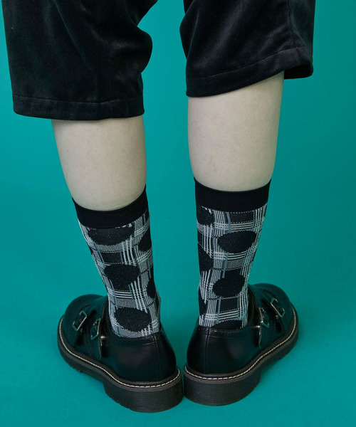 FRAPBOIS(フラボア)の「チェックオンドットソックス(ソックス/靴下・レディース・ブラック/パープル/レッド・FREE)」の15枚目の写真