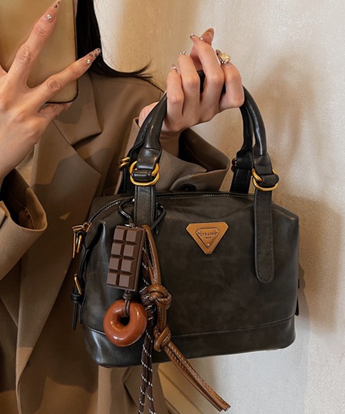 c.u.l（シーユーエル）の「じゃらじゃら キーホルダー チャーム付き ショルダーミニボストンバッグ cula1248（ショルダーバッグ・レディース・ブラック/ブラウン・FREE）」の5枚目の写真