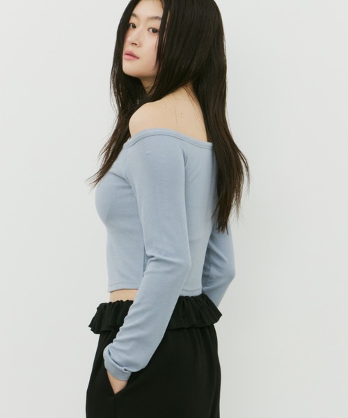 bita.（ビタ）の「ワンショルダーカップ付きロンＴ（Tシャツ/カットソー・レディース・ベージュ/ブラック/ホワイト/ブルー・FREE）」の10枚目の写真