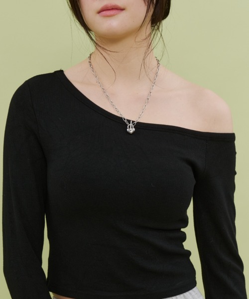 bita.（ビタ）の「ワンショルダーカップ付きロンＴ（Tシャツ/カットソー・レディース・ベージュ/ブラック/ホワイト/ブルー・FREE）」の7枚目の写真