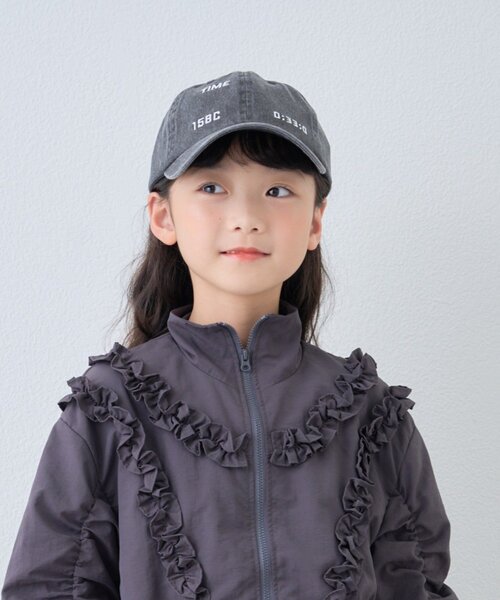 CIAOPANIC TYPY(チャオパニックティピー)の「【KIDS】コットンレース紐ピグメント加工TIMEロゴCAP(ハット・キッズ・チャコールグレー/グリーン/ベージュ・ONE SIZE)」の5枚目の写真