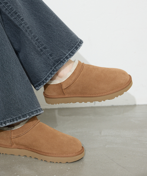 UGG（アグ）の「UGG/アグ W CLASSIC MICRO 1173891（その他シューズ・レディース・ブラック/キャメル・23cm/24cm/25cm）」の16枚目の写真
