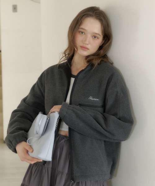 GIUNON（ジウノン）の「drawstring fleece zip-up jacket / ドロストフリースジップアップジャケット（ブルゾン・レディース・ネイビー/グレー・FREE）」の3枚目の写真
