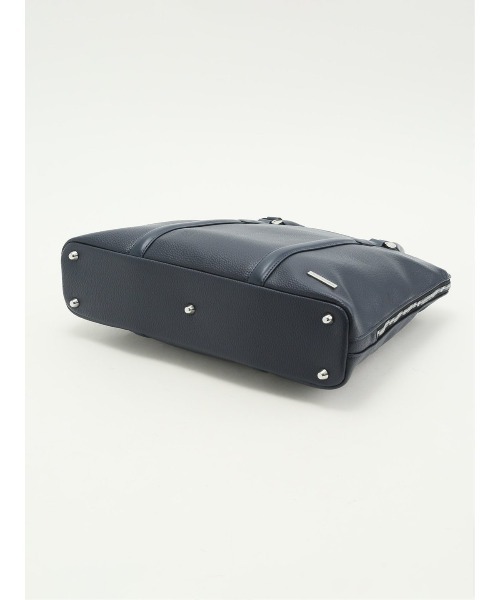 TAKA-Q（タカキュー）の「【2WAY A4対応】タカキュー シュリンク型押し ブリーフバッグ（ビジネスバッグ・メンズ・ブラック/ネイビー・FREE）」の8枚目の写真