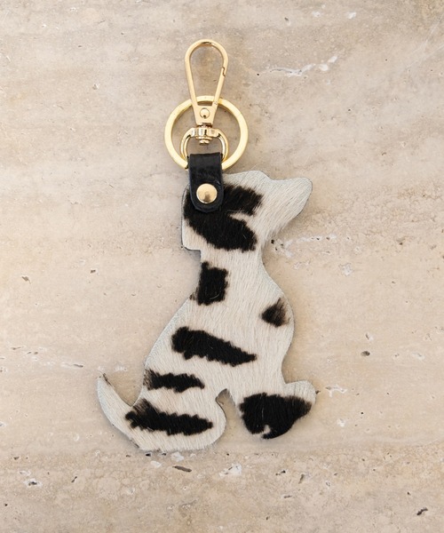 andrea cardone（アンドレアカルドネ）の「【ANDREA CARDONE】イヌ型レザーキーチャーム(Q57901)（キーホルダー・レディース・ブラック系その他/ブラック系その他2・ALL）」の2枚目の写真