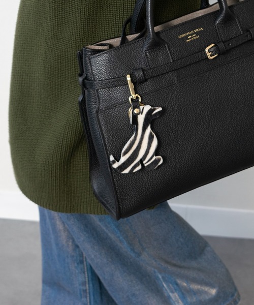 andrea cardone（アンドレアカルドネ）の「【ANDREA CARDONE】イヌ型レザーキーチャーム(Q57901)（キーホルダー・レディース・ブラック系その他/ブラック系その他2・ALL）」の6枚目の写真