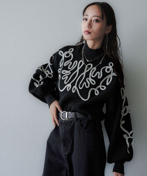 HARE（ハレ）の「コードシシュウニットプルオーバー(HARE)（ニット/セーター・レディース・ブラック/グリーン・FREE）」の7枚目の写真