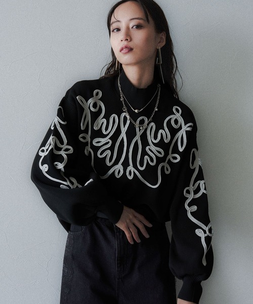 HARE（ハレ）の「コードシシュウニットプルオーバー(HARE)（ニット/セーター・レディース・ブラック/グリーン・FREE）」の8枚目の写真