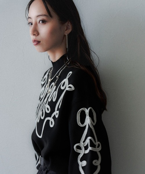 HARE（ハレ）の「コードシシュウニットプルオーバー(HARE)（ニット/セーター・レディース・ブラック/グリーン・FREE）」の10枚目の写真