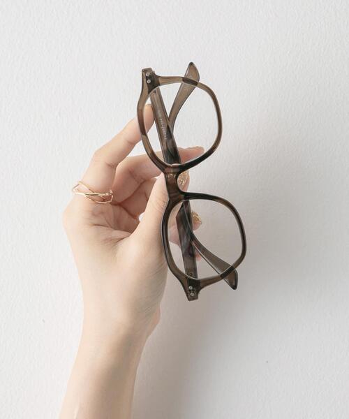 SMELLY（スメリー）の「オクタゴンフレームダテメガネ（メガネ・レディース・オリーブ/ブラック/ブラウン系その他・-）」の3枚目の写真