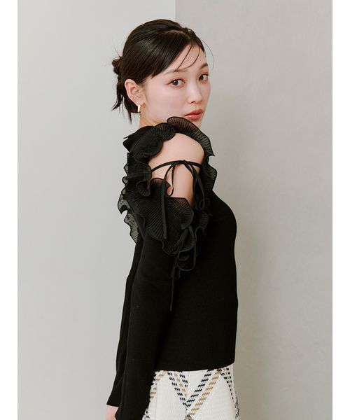 SNIDEL（スナイデル）の「プリーツフリルニットプルオーバー（ニット/セーター・レディース・ブラック/グレー/ホワイト・F）」の8枚目の写真