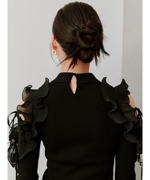 今期 新品 SNIDEL フリル付き肩出しニット プリーツフリルニット ブラック SNIDEL ＼期間限定10%OFF／即日発送(火曜除く)/SNIDEL