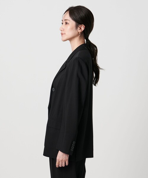 UNITED ARROWS(ユナイテッドアローズ)の「NALYA ダブルボタン ジャケット(テーラードジャケット・レディース・ブラック・38/36)」の6枚目の写真