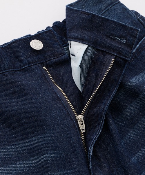 THE CRAFT CREW PRODUCTS(ザクラフトクループロダクツ)の「【サステナブル】クイックドライ ワイドストレートデニムパンツ【THE CRAFT CREW PRODUCTS】(デニムパンツ・レディース・ブラック系/インディゴブルー/ブラック/ブルー/ワンウォッシュ/アイボリー/ブラウン/サックスブルー・L/M/S)」の18枚目の写真