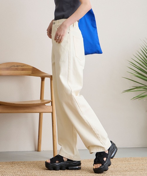 THE CRAFT CREW PRODUCTS(ザクラフトクループロダクツ)の「【サステナブル】クイックドライ ワイドストレートデニムパンツ【THE CRAFT CREW PRODUCTS】(デニムパンツ・レディース・ブラック系/インディゴブルー/ブラック/ブルー/ワンウォッシュ/アイボリー/ブラウン/サックスブルー・L/M/S)」の16枚目の写真