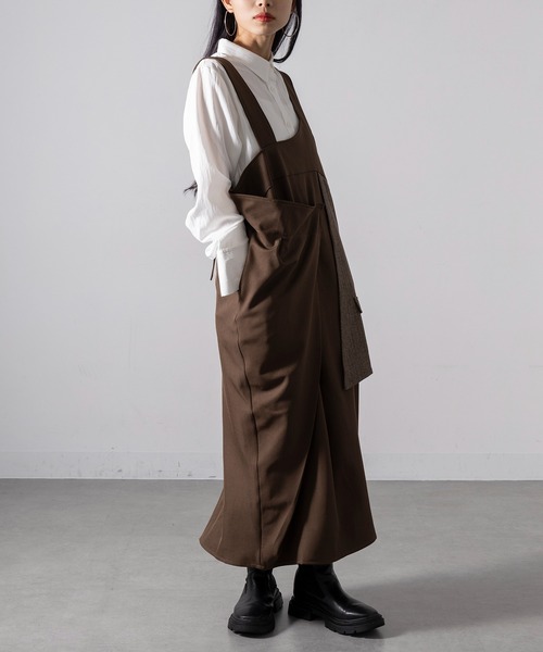 MAGASIN DE MODE Onjna(マガジンデモードオンジェナ )の「【MAGASIN DE MODE Onjna】アシメショルダーラップワンピース オールインワン trc(ワンピース・レディース・グレー/ブラック/ブラウン・FREE)」の17枚目の写真