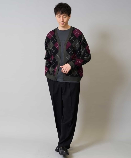 a.v.v（アーヴェヴェ）の「【洗濯機で洗える】アーガイルジャカードニットカーディガン（カーディガン/ボレロ・メンズ・チャコールグレー/ネイビー・46/48）」の16枚目の写真