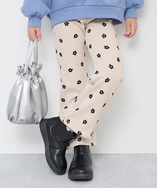 devirock（デビロック）の「RICH WARM 裏シャギー えらべる無地&花柄 セミフレアパンツ　裏起毛（その他パンツ・キッズ・ベージュ系/ピンク系/ブルー系/ブラック系/ブラック/アイボリー系・100cm/110cm/120cm/130cm/140cm/150cm/160cm）」の5枚目の写真