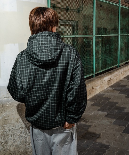 セール】ポリナイロン 総柄チェック ロゴ刺繍 フードブルゾン