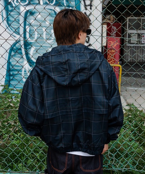 セール】ポリナイロン 総柄チェック ロゴ刺繍 フードブルゾン