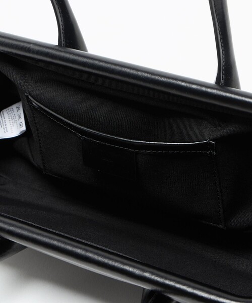 品質保証書付き＜OSOI＞BOAT WIDE MINIバッグ ブラック　モード OSOI＞BOAT WIDE MINI バッグ（ショルダーバッグ）｜OSOI（オソイ）の