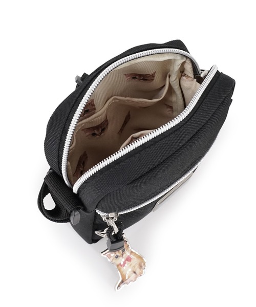 PAUL & JOE ACCESSOIRES(ポールアンドジョーアクセソワ)の「ポール & ジョー アクセソワ ミニショルダーバッグ < プレートメタル>(ショルダーバッグ・レディース・ブラック・FREE)」の7枚目の写真