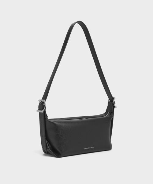 CHARLES & KEITH(チャールズ & キース)の「Zora ゾラ バックルストラップスラウチーショルダーバッグ(ショルダーバッグ・レディース・スミクロ/パープル系その他3・S)」の8枚目の写真