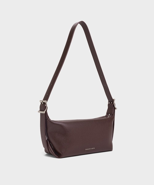 CHARLES & KEITH(チャールズ & キース)の「Zora ゾラ バックルストラップスラウチーショルダーバッグ(ショルダーバッグ・レディース・スミクロ/パープル系その他3・S)」の6枚目の写真