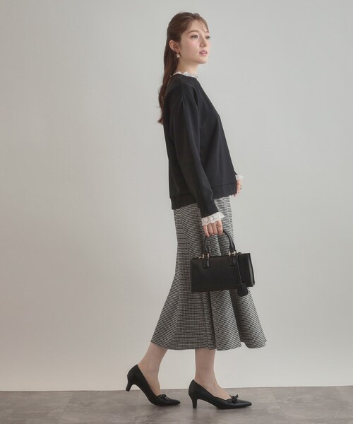 couture brooch（クチュールブローチ）の「【大人可愛い・きれいめ】フリルデザインダンボールプルオーバー（Tシャツ/カットソー・レディース・ライトグレー/ブラック・40/38/42/36）」の14枚目の写真