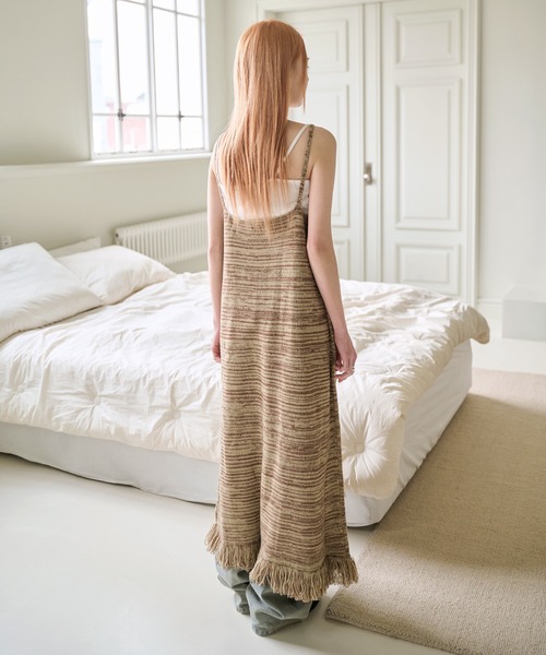 UNE MANSION（ユヌマンション）の「キャミソールワンピース（ワンピース・レディース・ブラウン・FREE）」の3枚目の写真