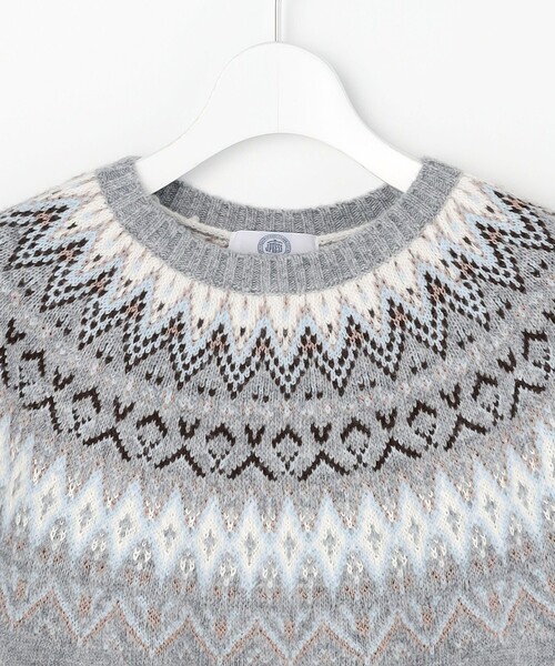 J.PRESS Ladies(J.プレス レディス)の「FAIR ISLE ラウンドネック ニット(ニット/セーター・レディース・ライトグレー系/ホワイト系/ネイビー系・SMALL)」の21枚目の写真