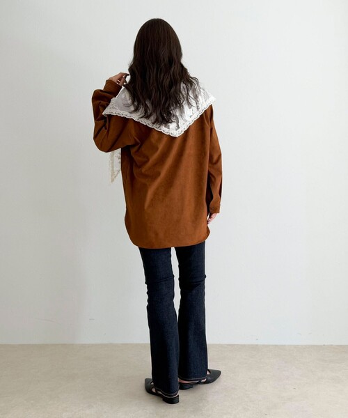 fredy emue(フレディエミュ)の「【LANCER CLOTHING CORPORATION】STANDCOLLAR SHIRTS SUEDE(シャツ/ブラウス・レディース・ブラウン/キャメル・38)」の4枚目の写真