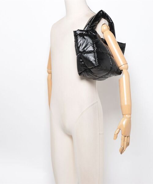 AMAIL(アマイル)の「Quilted Bag(ハンドバッグ・レディース・ブラック/シルバー・FREE)」の17枚目の写真