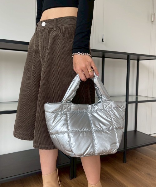 AMAIL（アマイル）の「Quilted Bag（ハンドバッグ・レディース・ブラック/シルバー・FREE）」の6枚目の写真