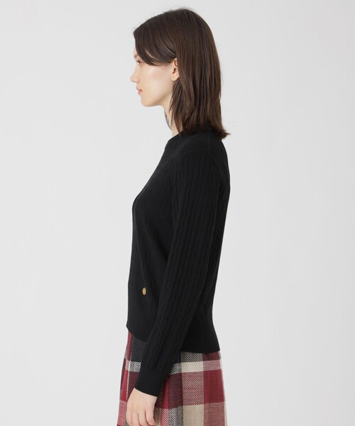 BLUE LABEL CRESTBRIDGE（ブルーレーベルクレストブリッジ）の「レーヨンストレッチケーブルニット（ニット/セーター・レディース・グレー系その他/ブラック/ホワイト・38）」の15枚目の写真