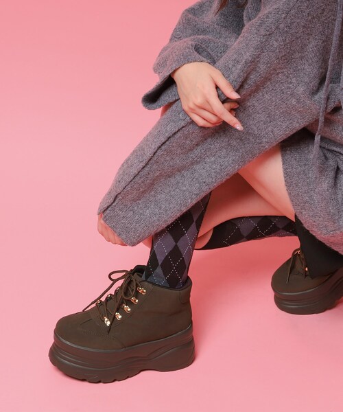 cs T&P(シーエスティーアンドピー)の「厚底ハイカットスニーカー(スニーカー・レディース・ベージュ/ダークブラウン/ブラック・S/M/L/LL)」の8枚目の写真