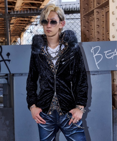 FUGA（フーガ）の「『FUGA/フーガ』ファー付きベロアパーカー