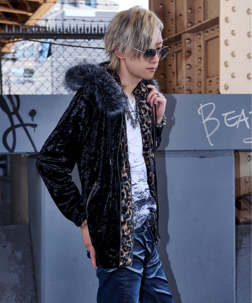 FUGA（フーガ）の「『FUGA/フーガ』ファー付きベロアパーカー（パーカー・メンズ・ブラック×シルバー/ブラック×ゴールド・M/L）」の16枚目の写真